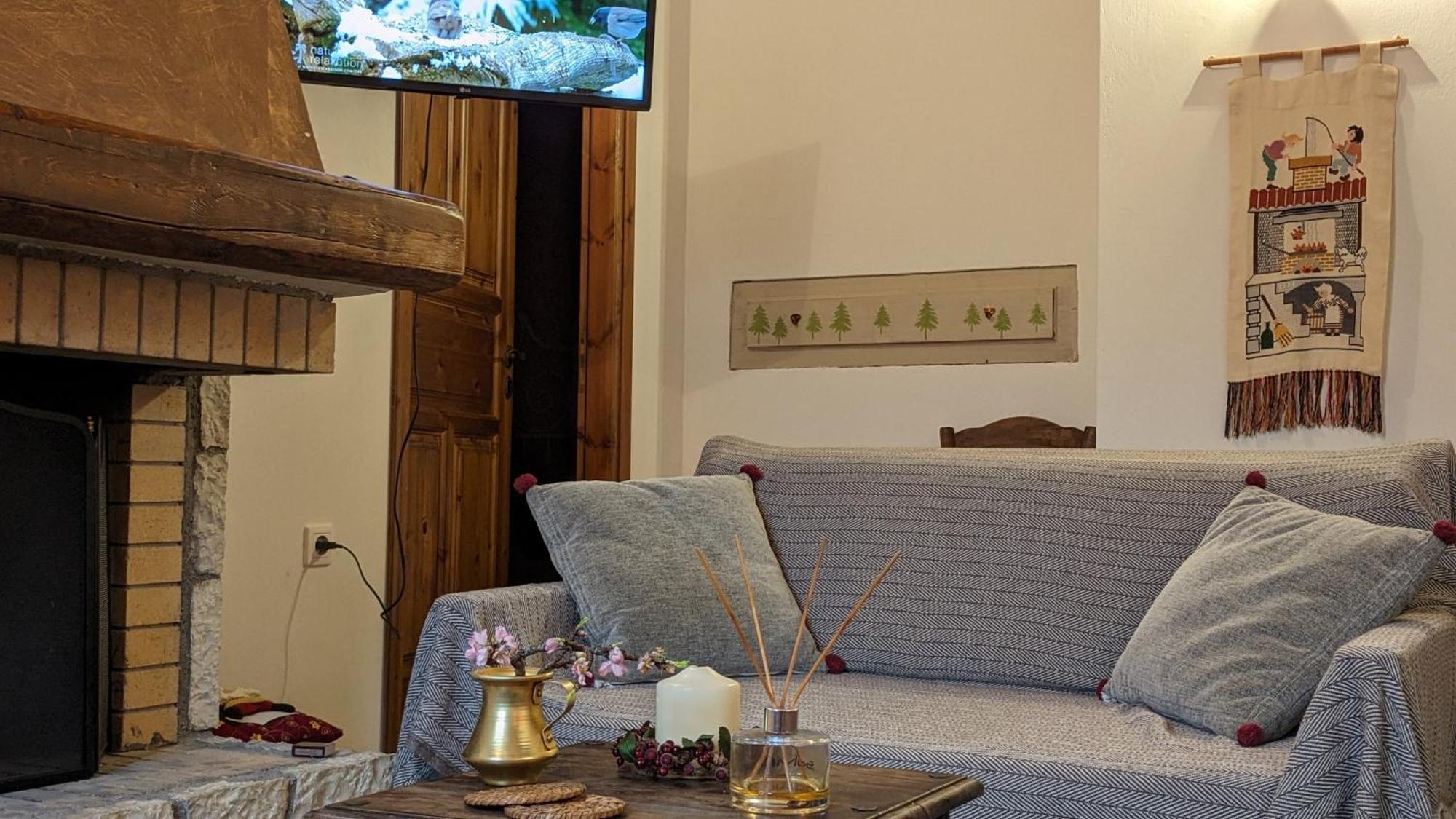 Diminio 2 Apartment At Livadi Arachova Dış mekan fotoğraf